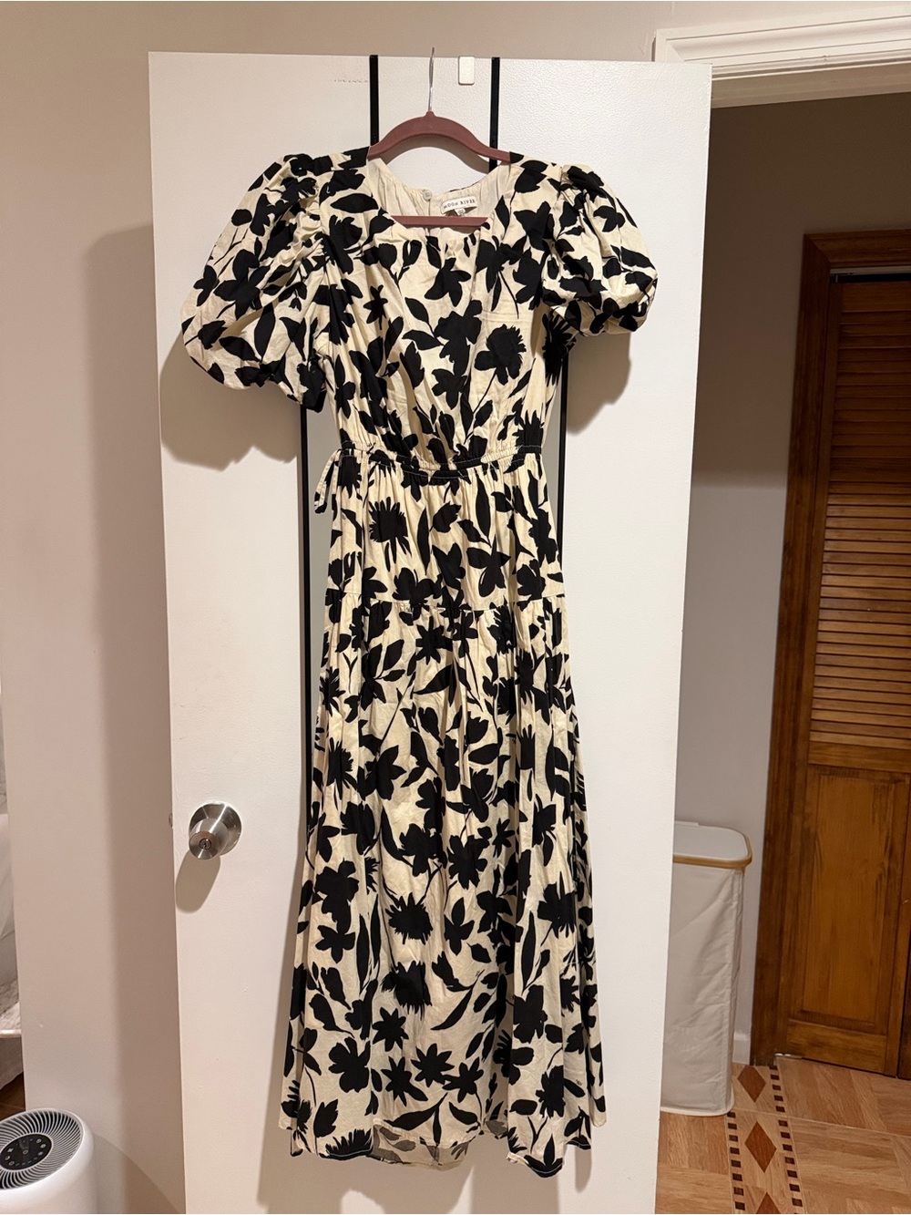 Moon River Floral Print Cut Out Shirred Midi Dress